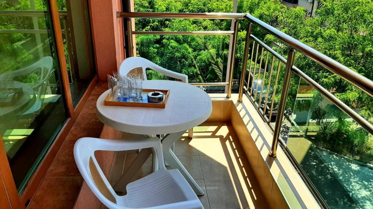 Adri Guest House Nesebar Bagian luar foto